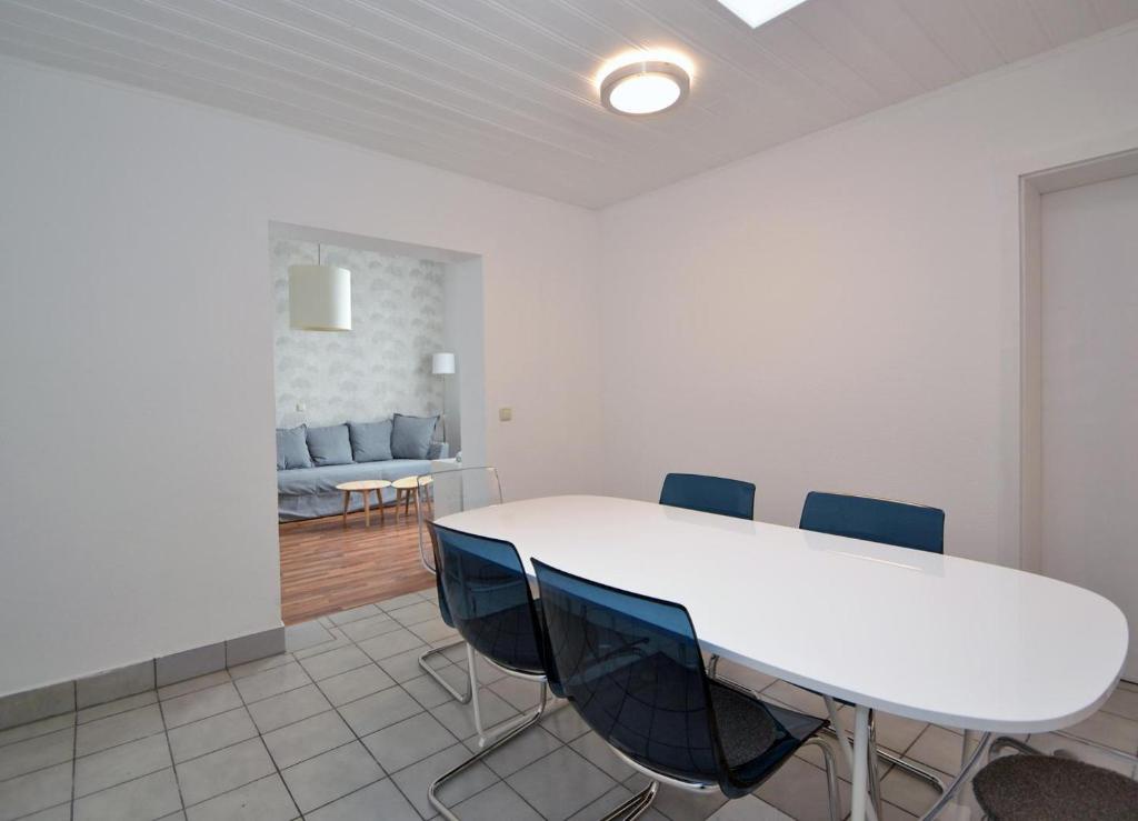 Apartment Visby room 3